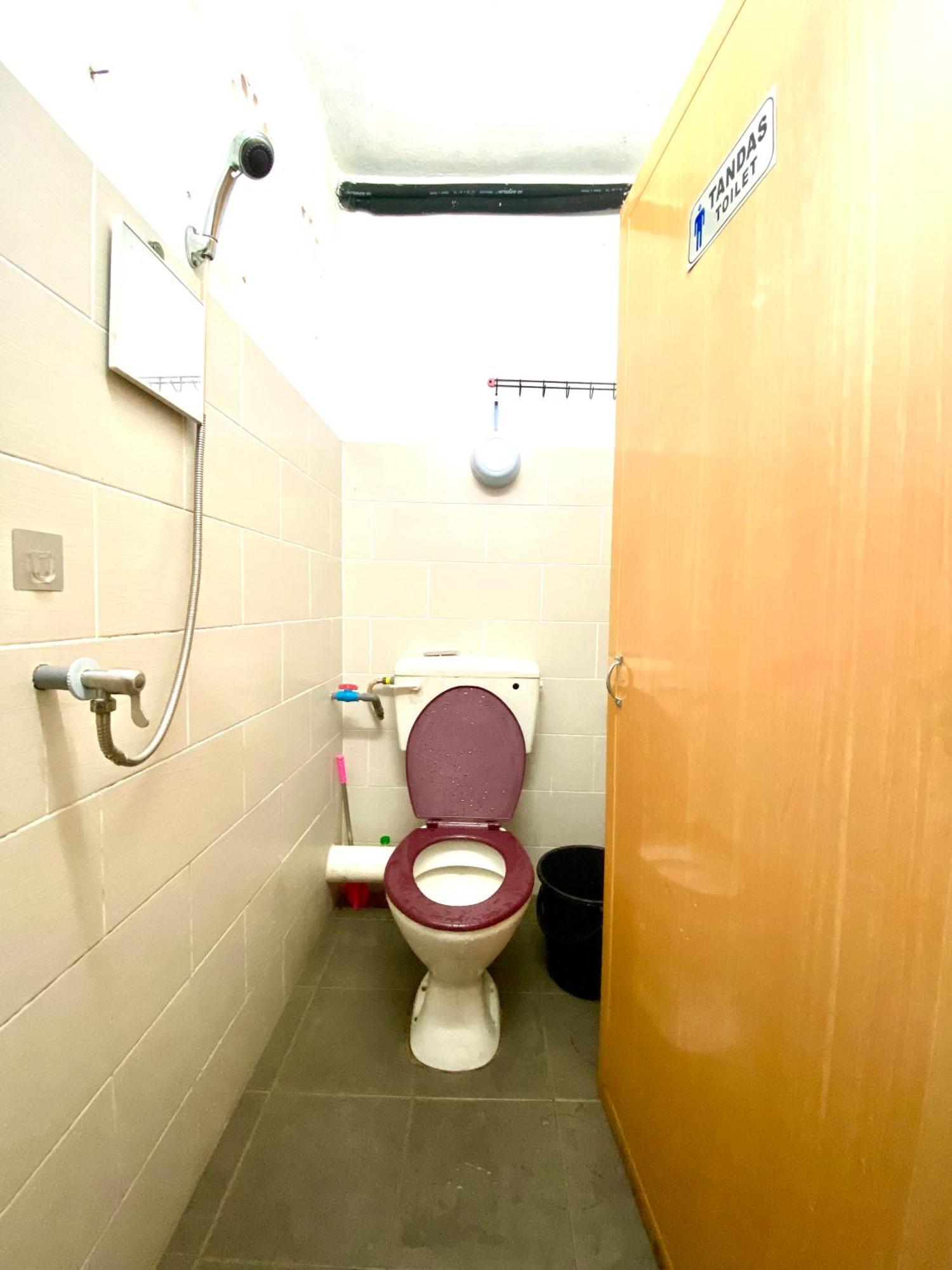 Umi Homestay Batu Buruk Kuala Terengganu Dış mekan fotoğraf